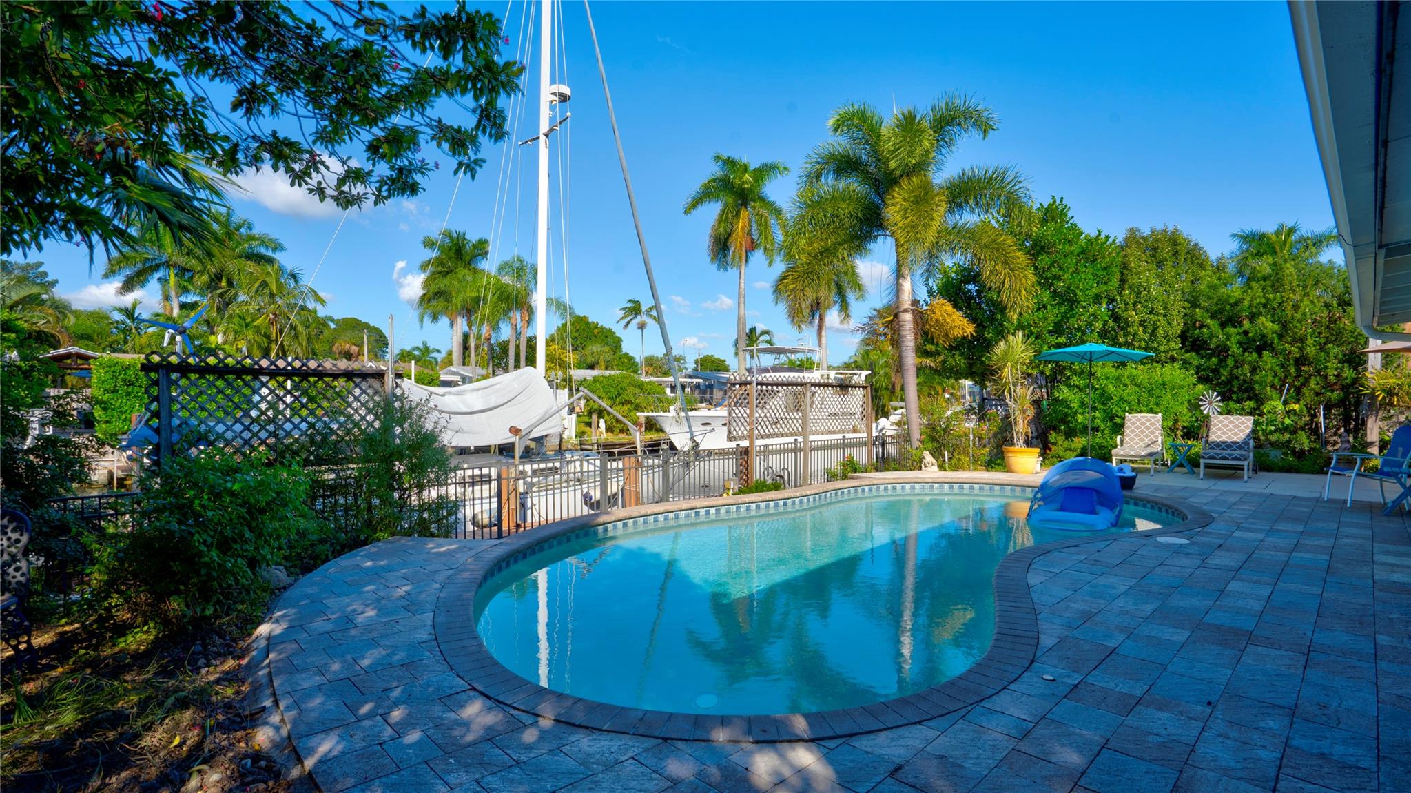 Lauderdale Isles - Residential
