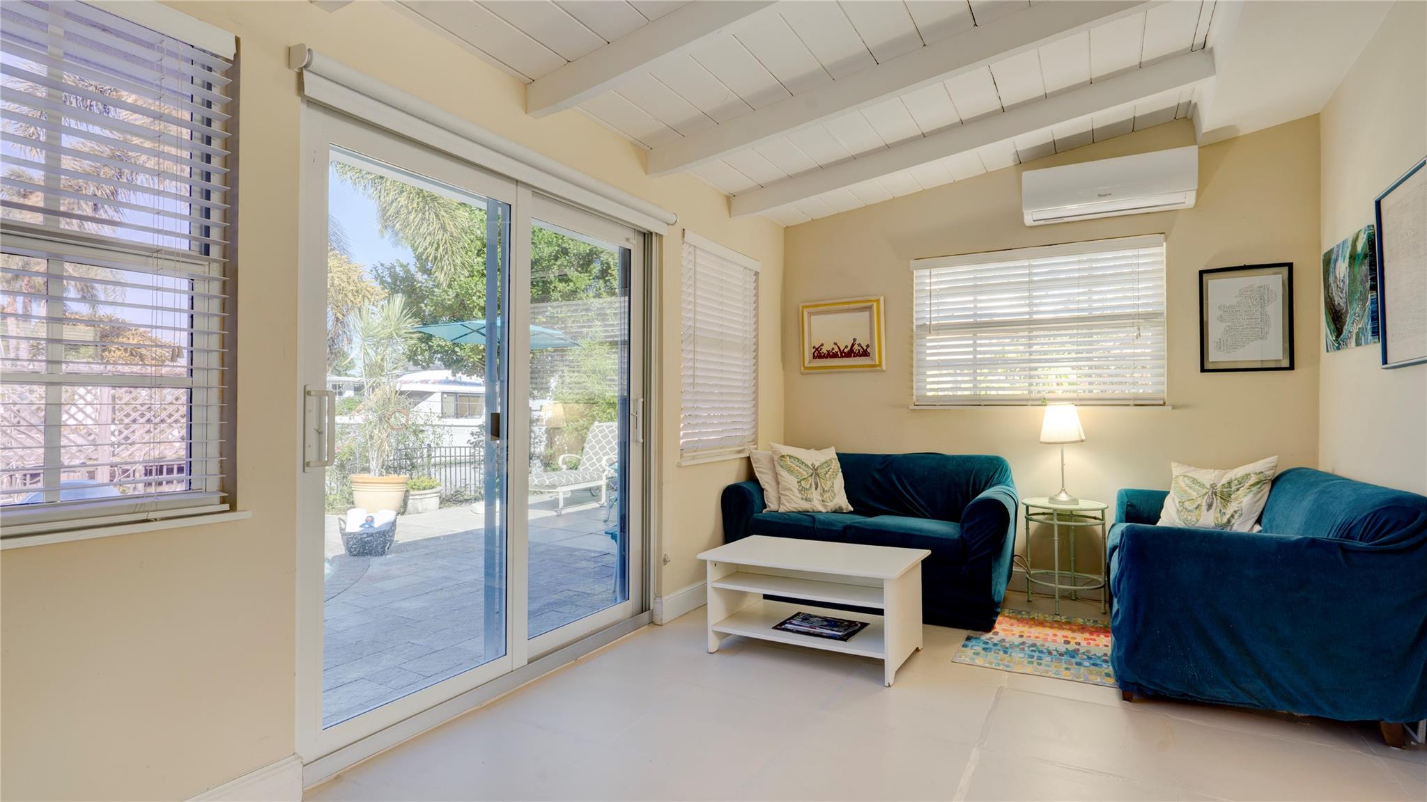 Lauderdale Isles - Residential