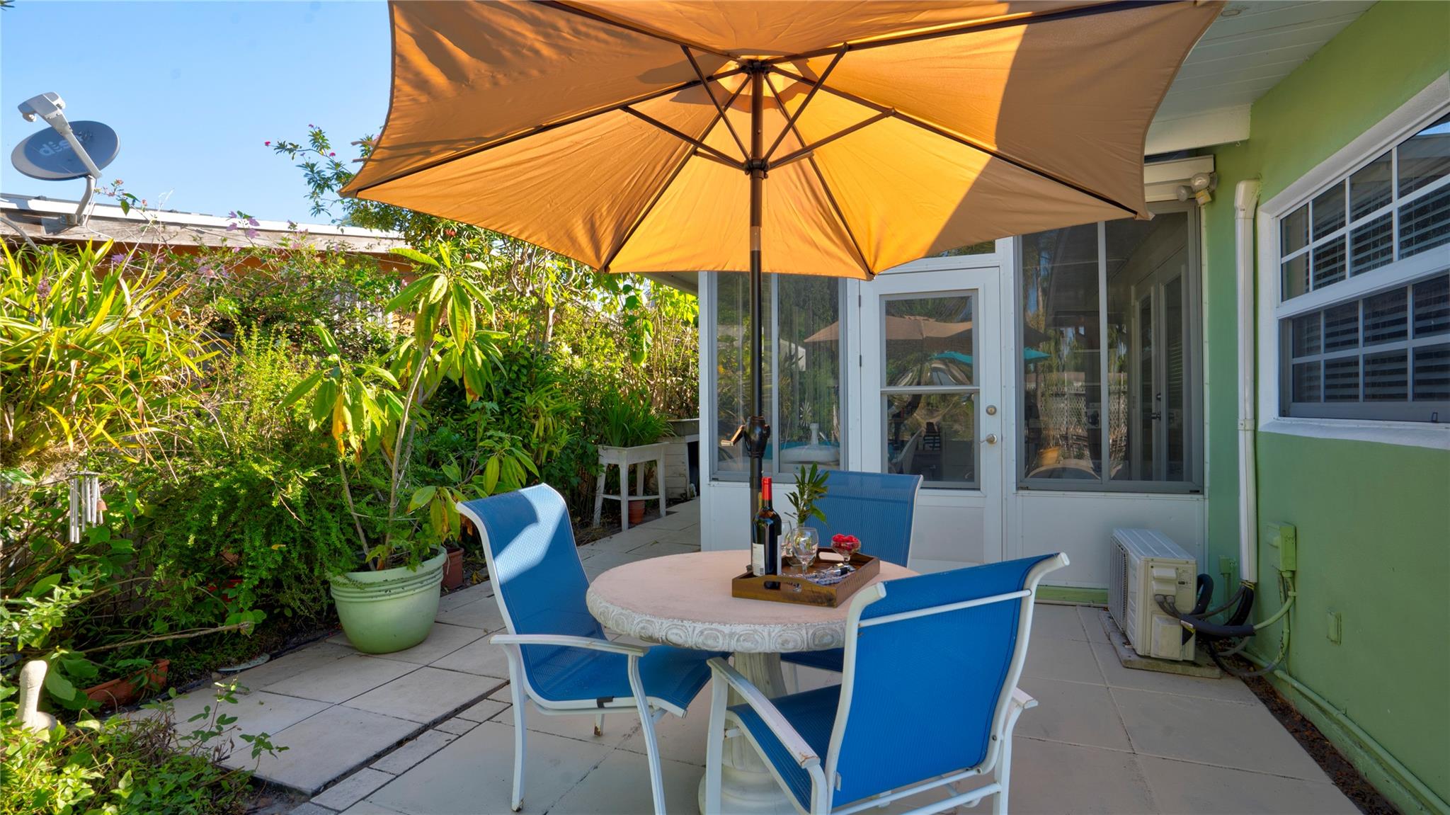 Lauderdale Isles - Residential