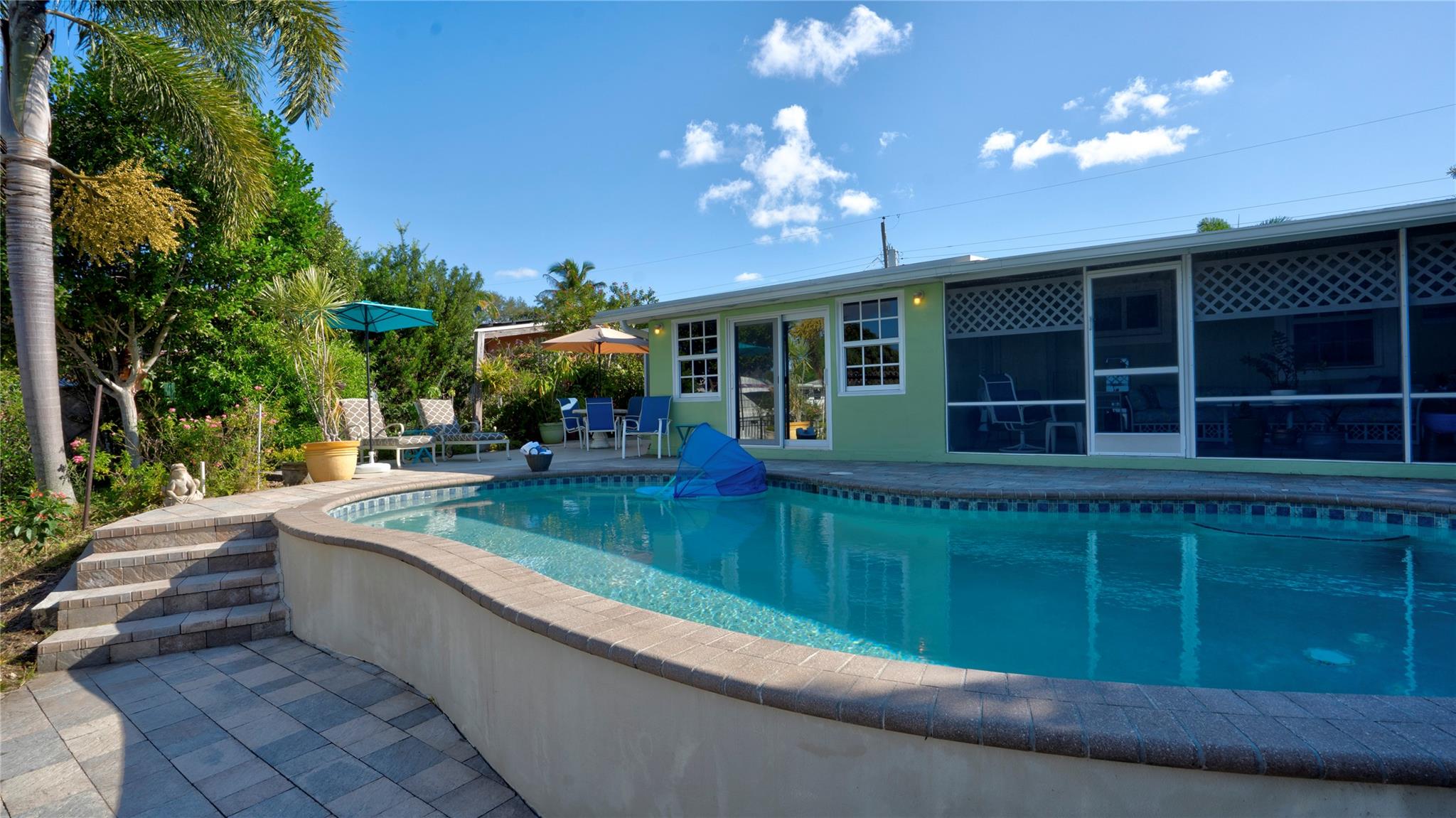 Lauderdale Isles - Residential