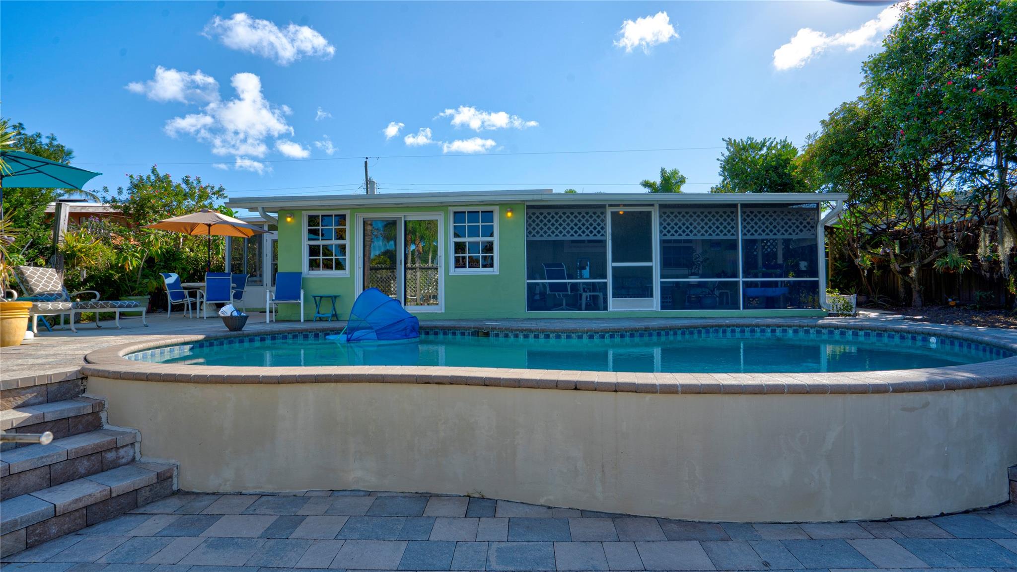 Lauderdale Isles - Residential