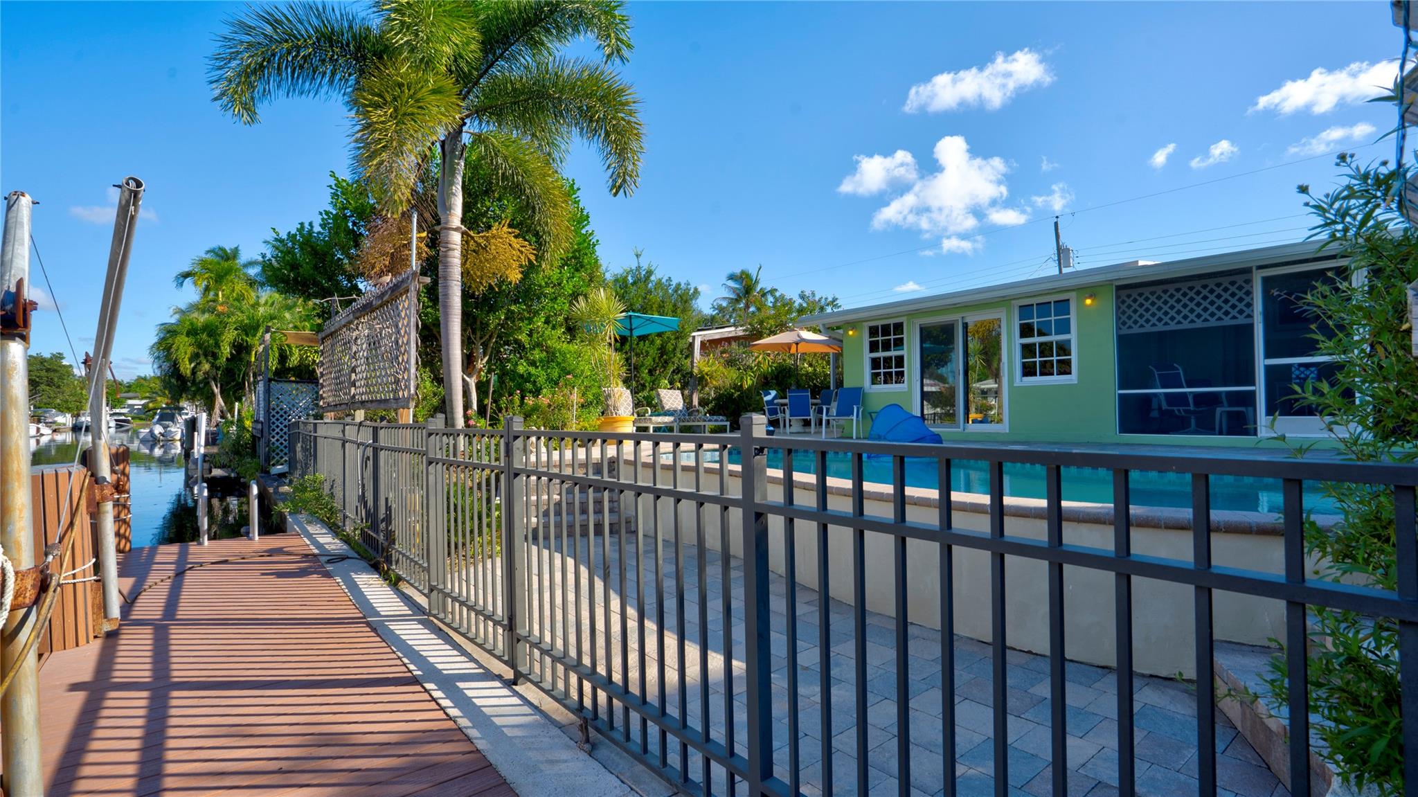 Lauderdale Isles - Residential