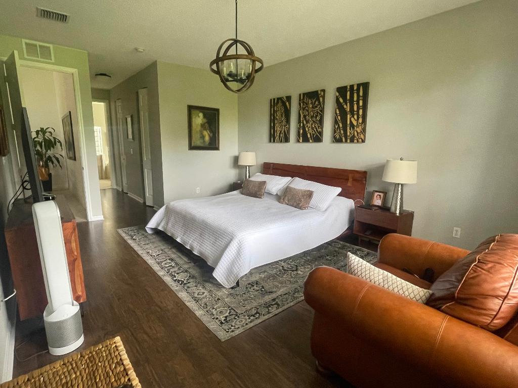 AVALON ESTATES - Residential Lease