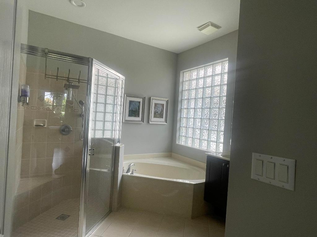 AVALON ESTATES - Residential Lease