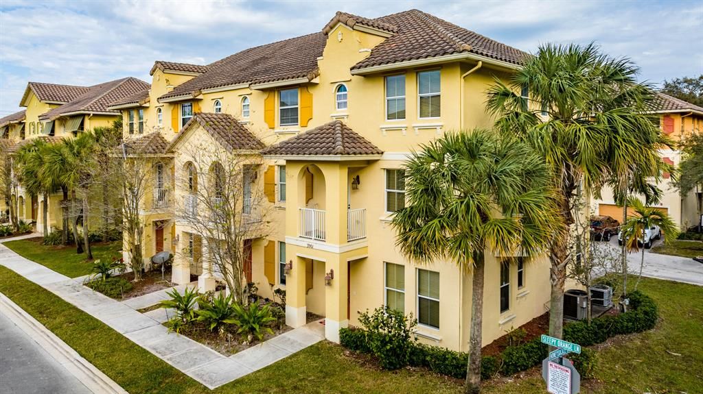 Photo of 3901 Sleepy Orange Lane #3901, Coconut Creek, FL 33073 (MLS # R10860887)