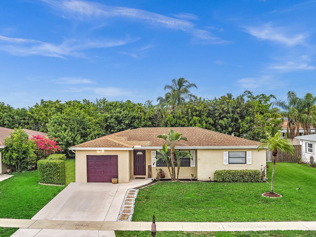 Photo of 10685 Eland Street, Boca Raton, FL 33428 (MLS # R10806549)