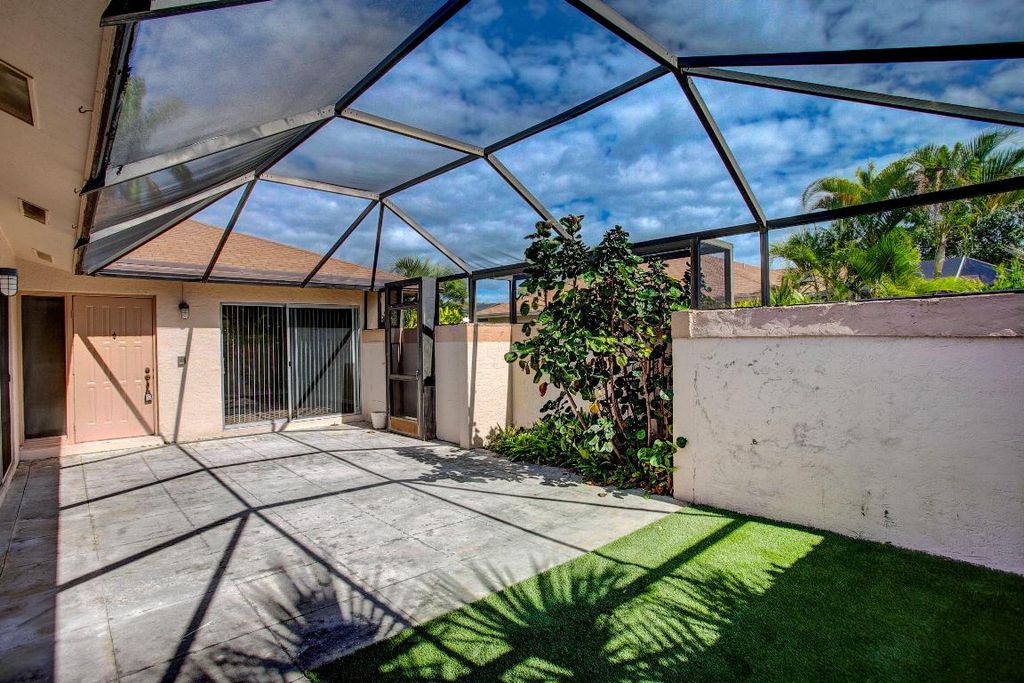 Photo of 112 Bent Arrow Drive #B, Jupiter, FL 33458 (MLS # R10979513)