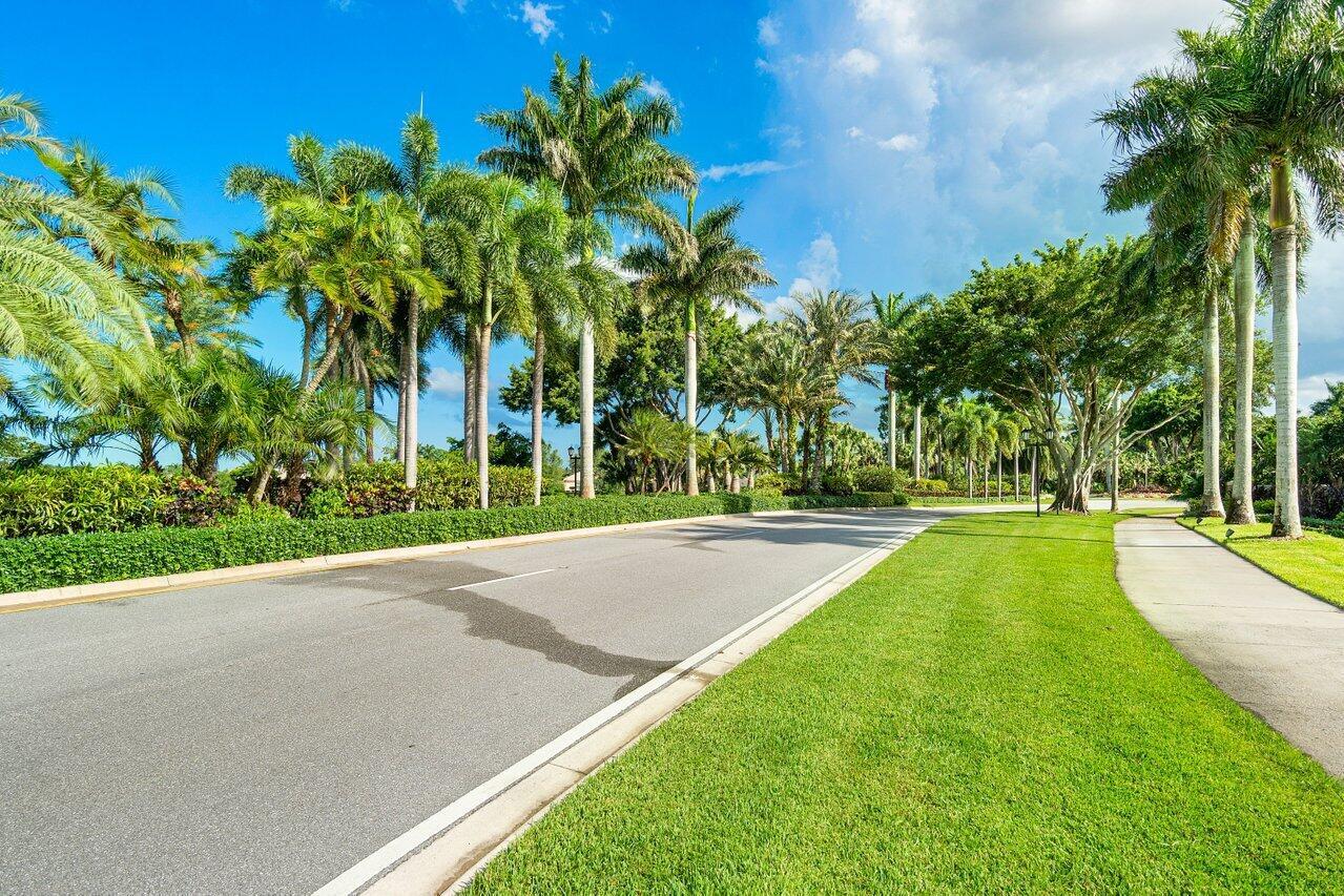 IBIS GOLF AND COUNTRY CLU - Residential Lease