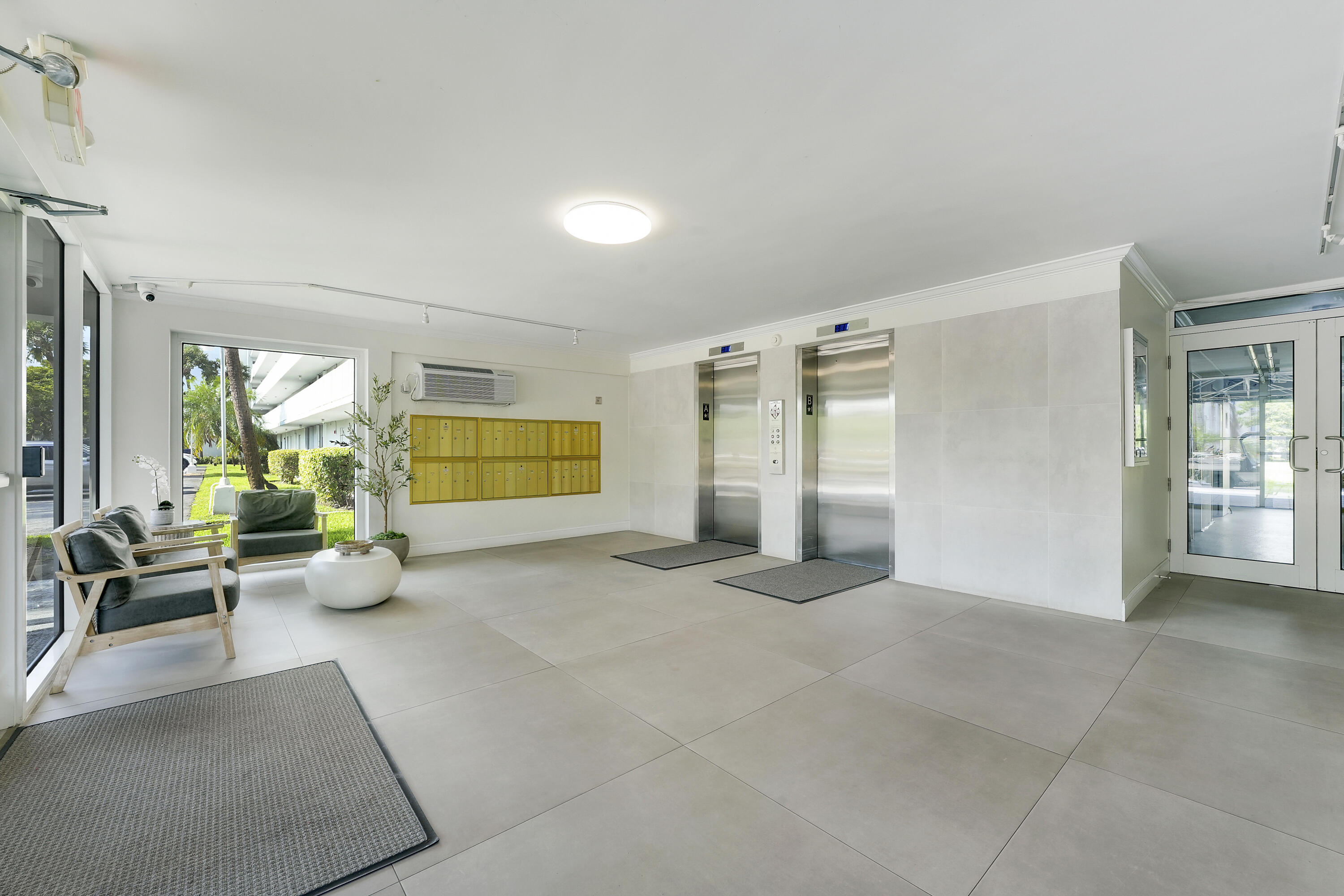 BOCA TEECA CONDO 4 - Residential Lease