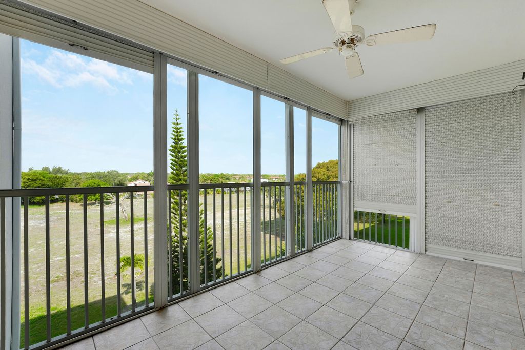 Photo of 6161 NW 2nd Avenue #520, Boca Raton, FL 33487 (MLS # B26003659)