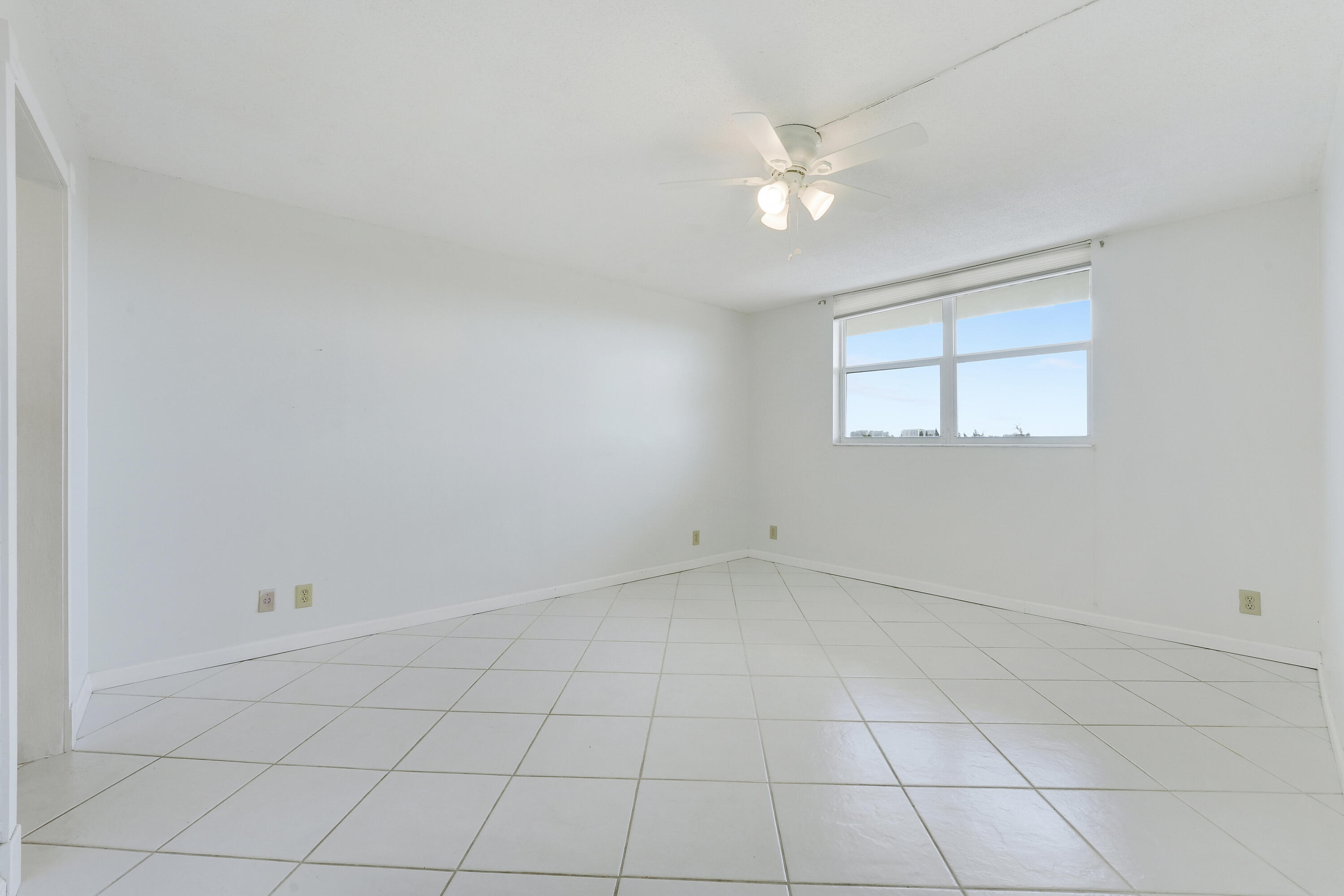 BOCA TEECA CONDO 4 - Residential Lease