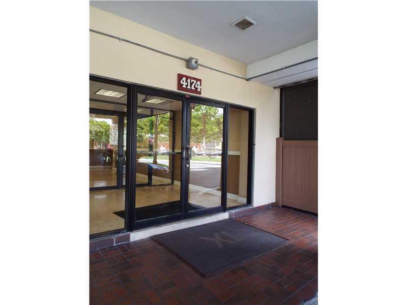 MANORS OF INVERRARY - Residential