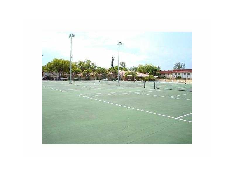 MANORS OF INVERRARY - Residential