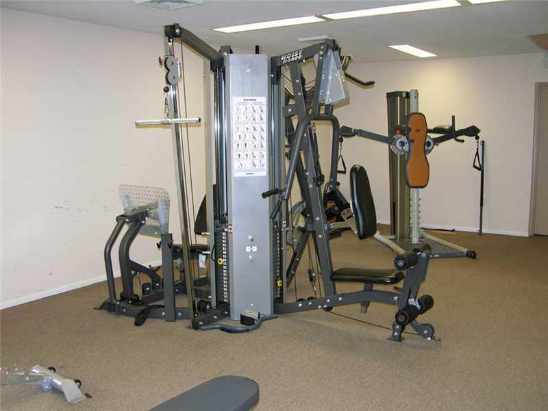 MANORS OF INVERRARY - Residential