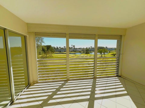 Tiny photo for 3303 Aruba Way #E-4, Coconut Creek, FL 33066 (MLS # F10550978)