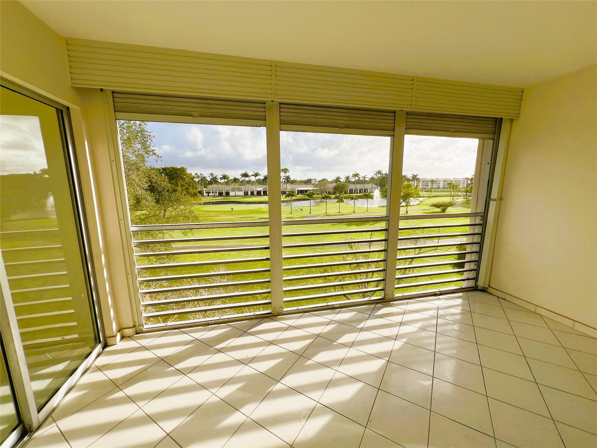 WYNMOOR - Residential