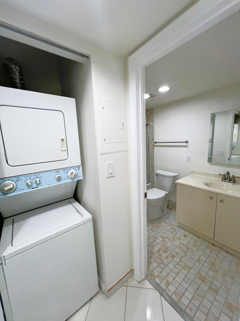 Tiny photo for 3303 Aruba Way #E-4, Coconut Creek, FL 33066 (MLS # F10550978)