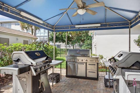 Tiny photo for 3303 Aruba Way #E-4, Coconut Creek, FL 33066 (MLS # F10550978)