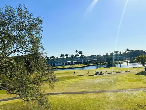 Tiny photo for 3303 Aruba Way #E-4, Coconut Creek, FL 33066 (MLS # F10550978)