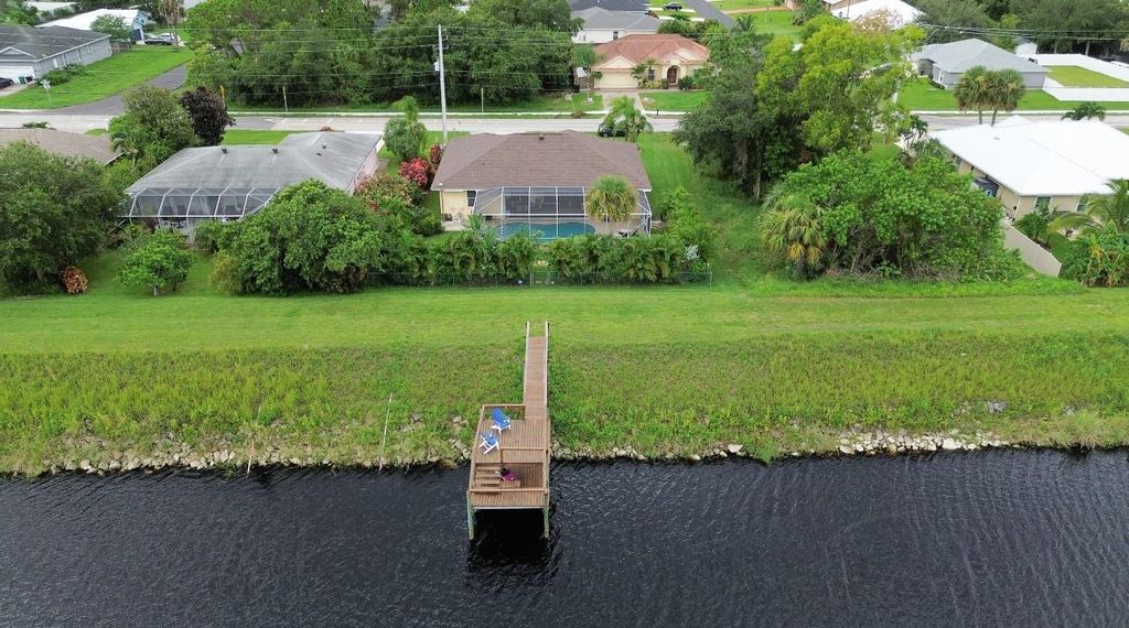 Photo of 1309 SW Abingdon Avenue, Port Saint Lucie, FL 34953 (MLS # F10456081)