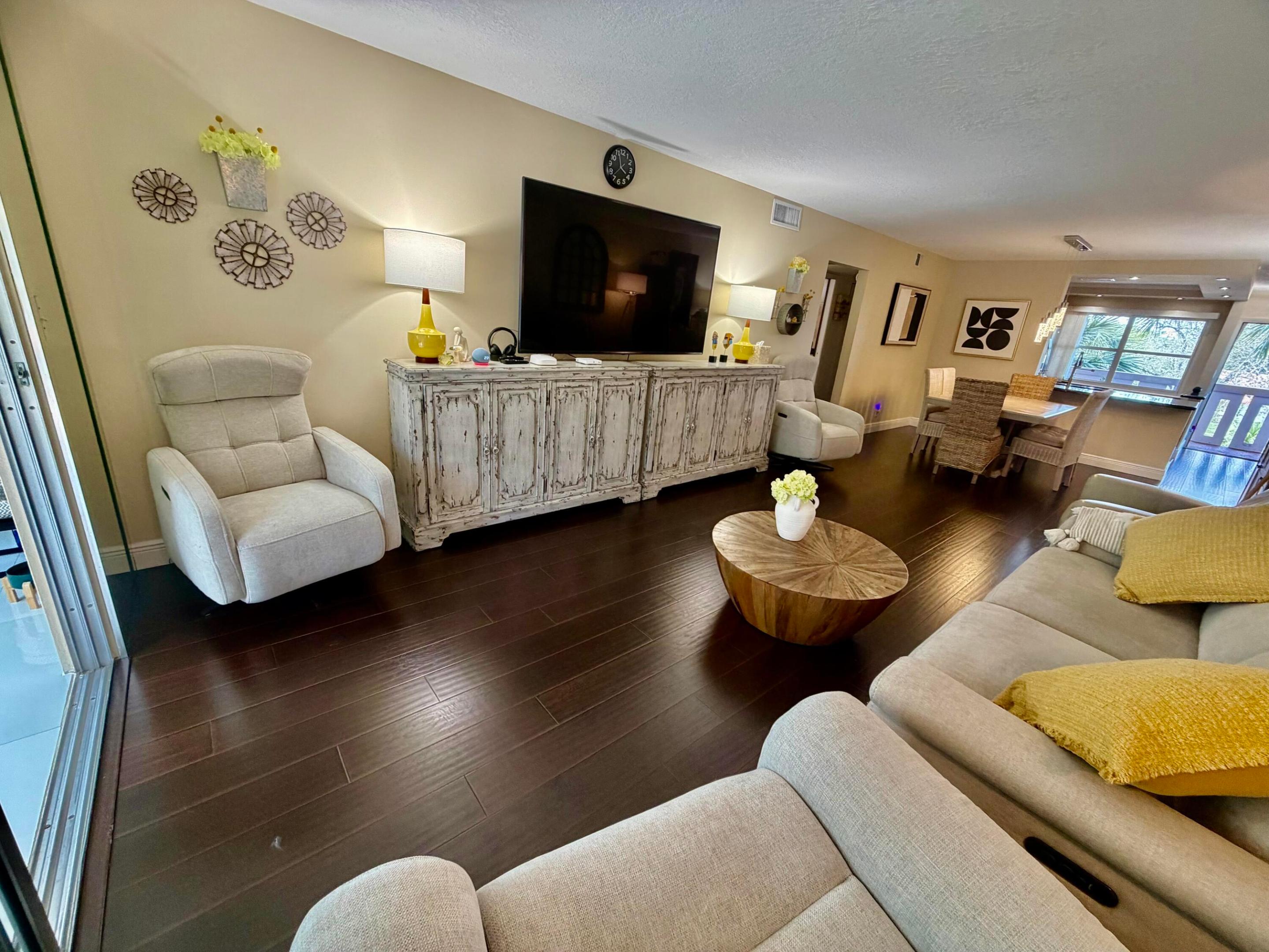 WYNMOOR COMMUNITY - Residential