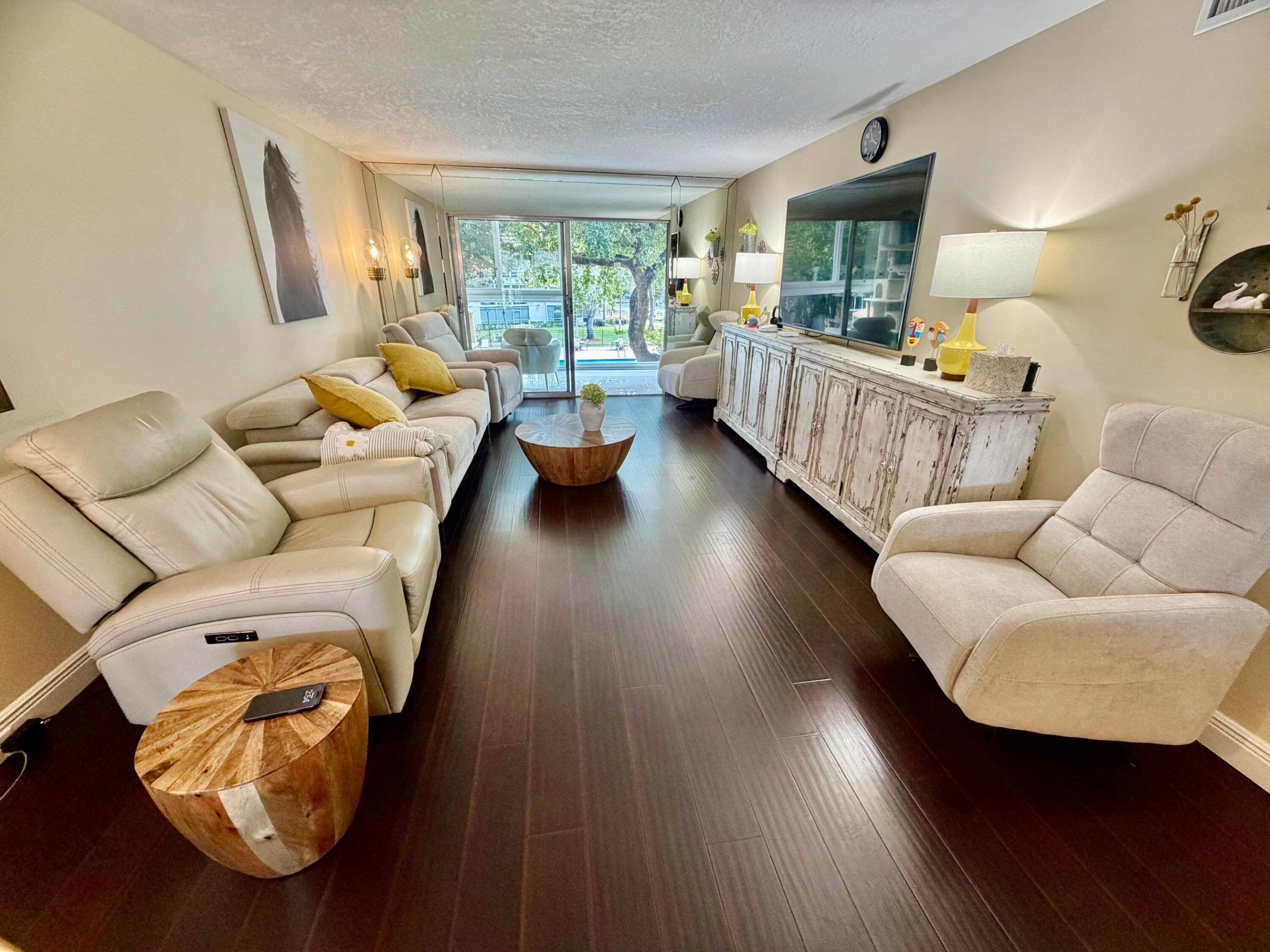 WYNMOOR COMMUNITY - Residential