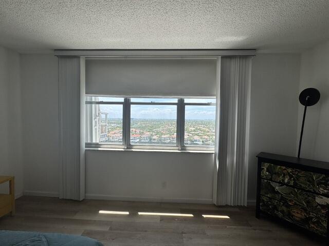 QUADOMAIN TOWER I AND IV CONDO - Residential