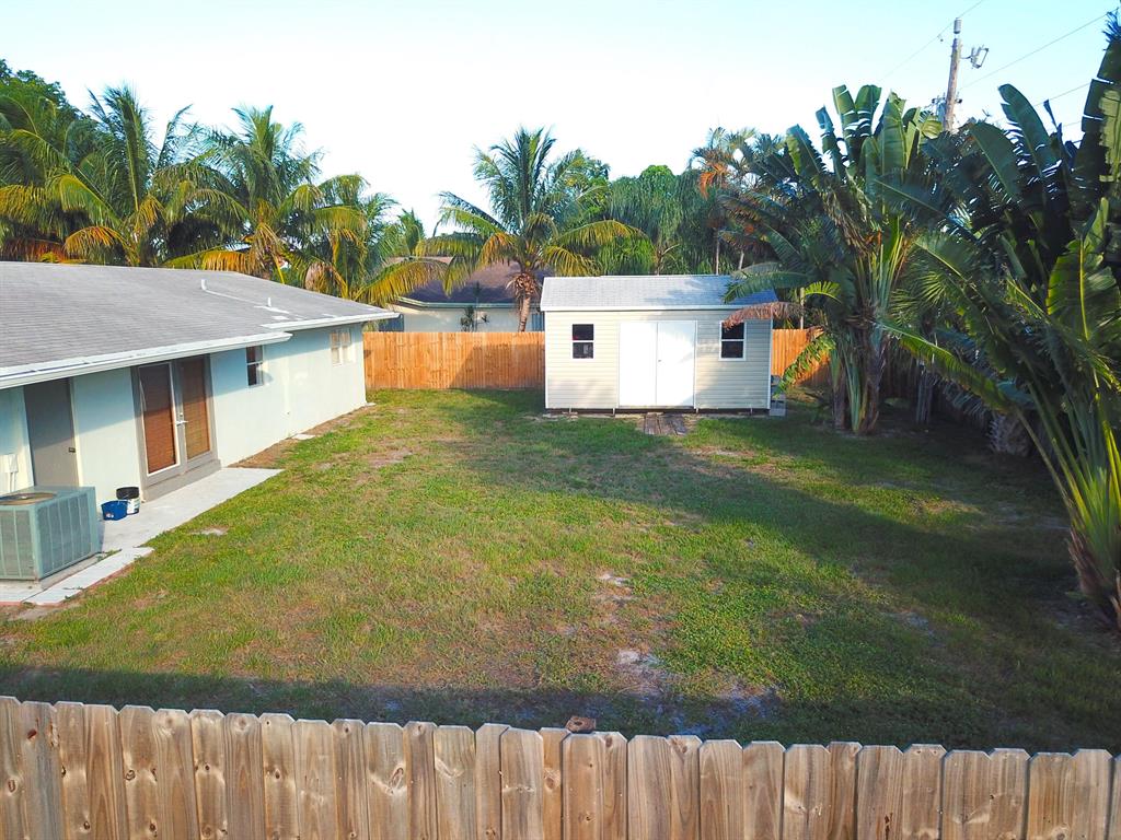 TROPIC PALMS 1 - Residential