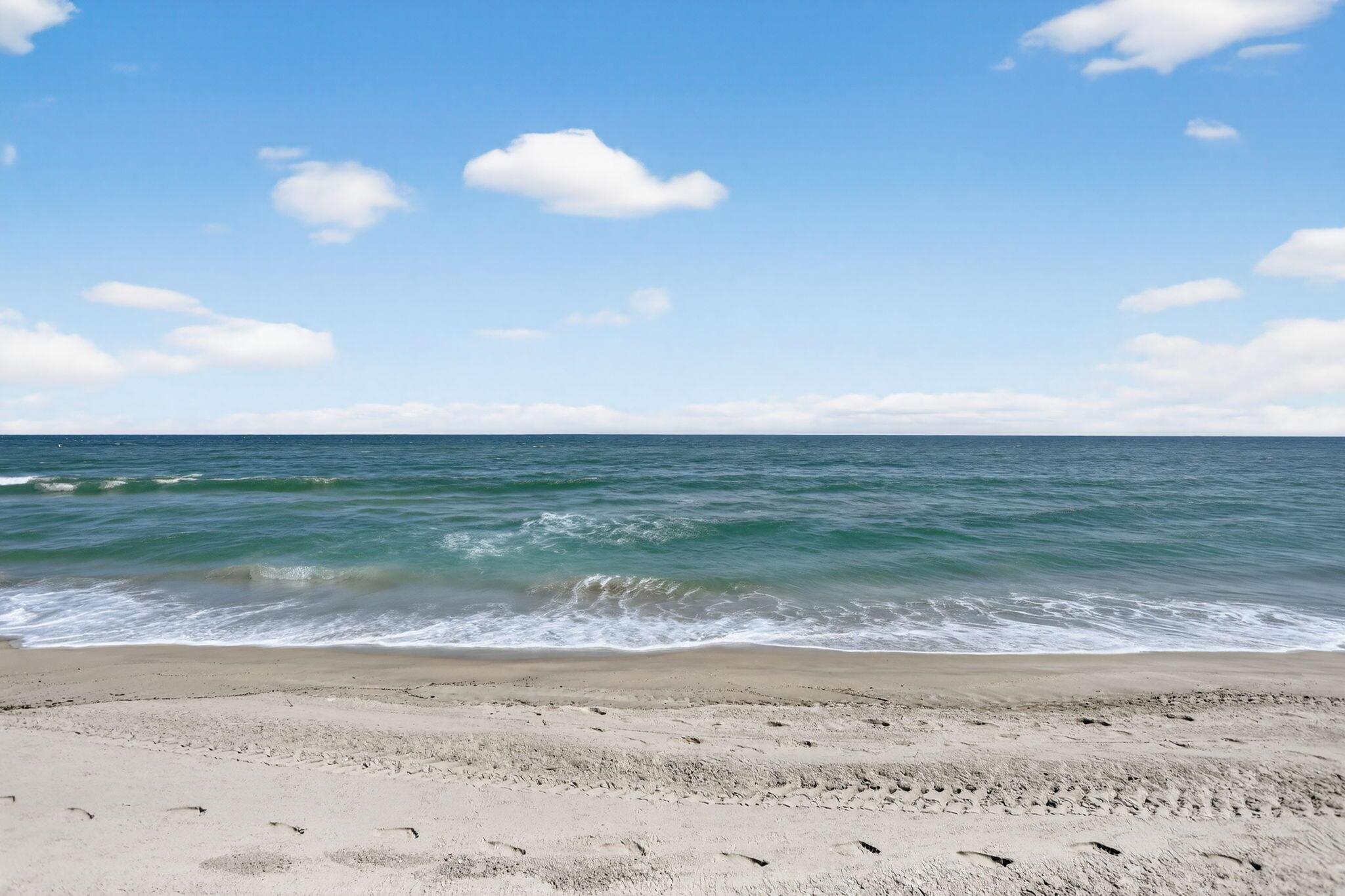 ROYAL FLAMINGO VILLAS - Residential