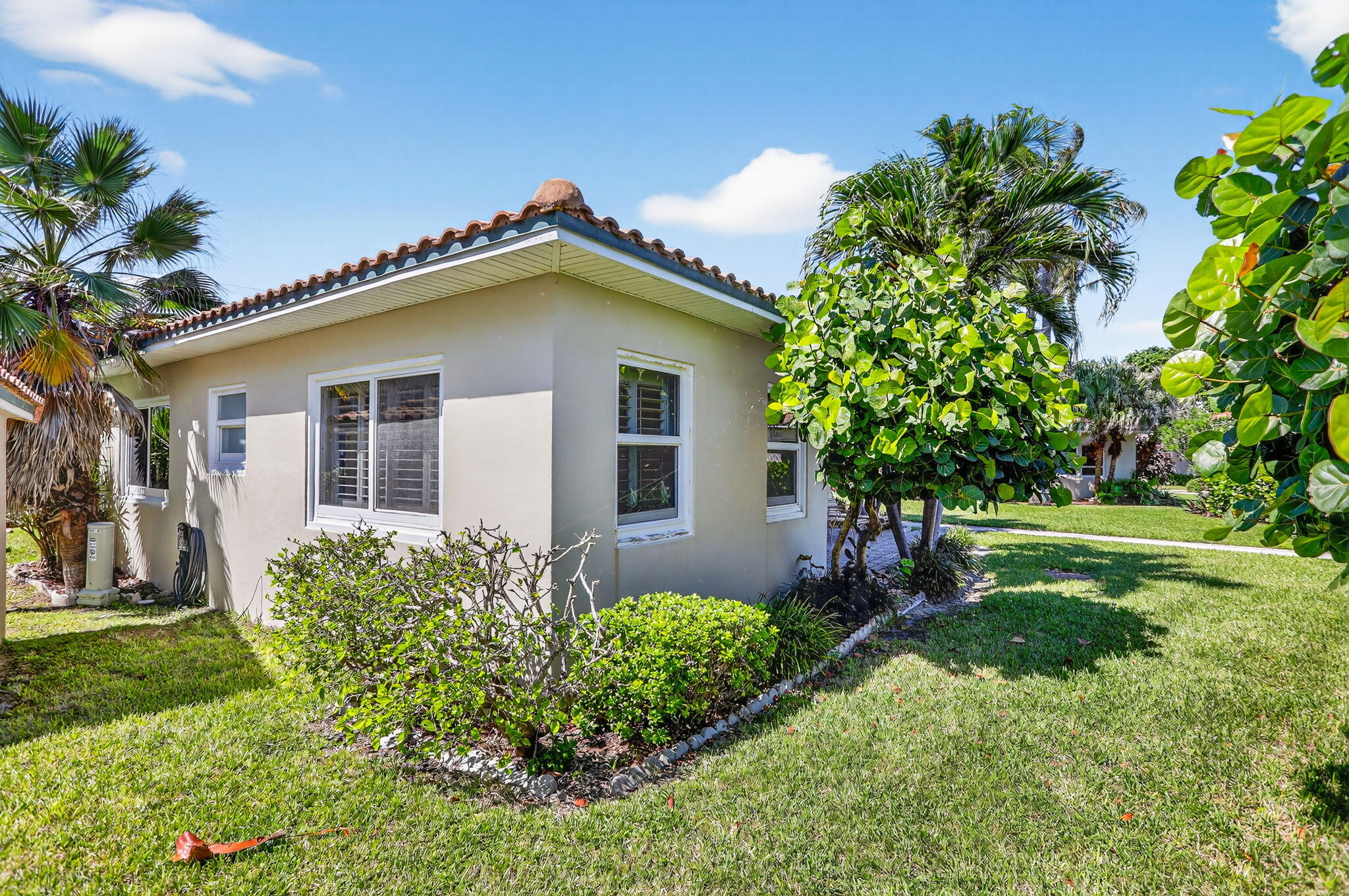 ROYAL FLAMINGO VILLAS - Residential