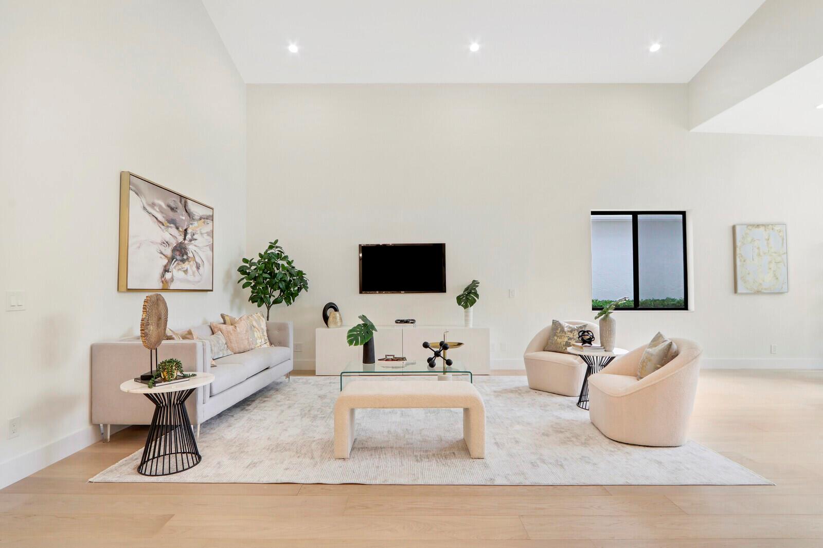 13602 Verde Drive
