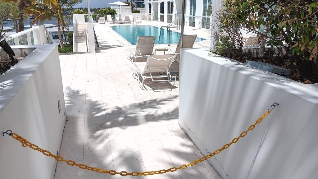 Photo of 401 N Birch Rd #401, Fort Lauderdale, FL 33304 (MLS # F10527004)