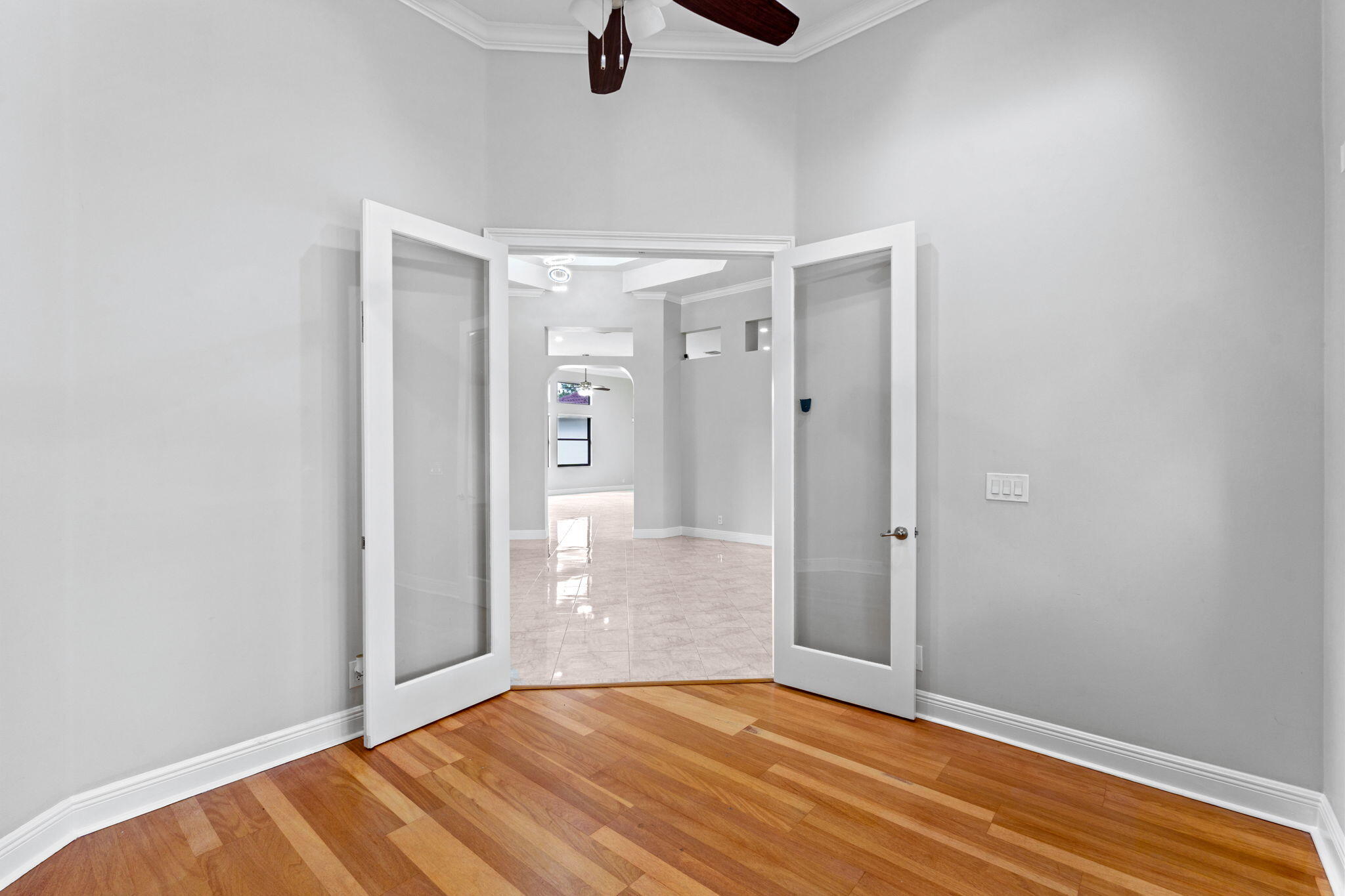 THE ACREAGE - Residential Lease