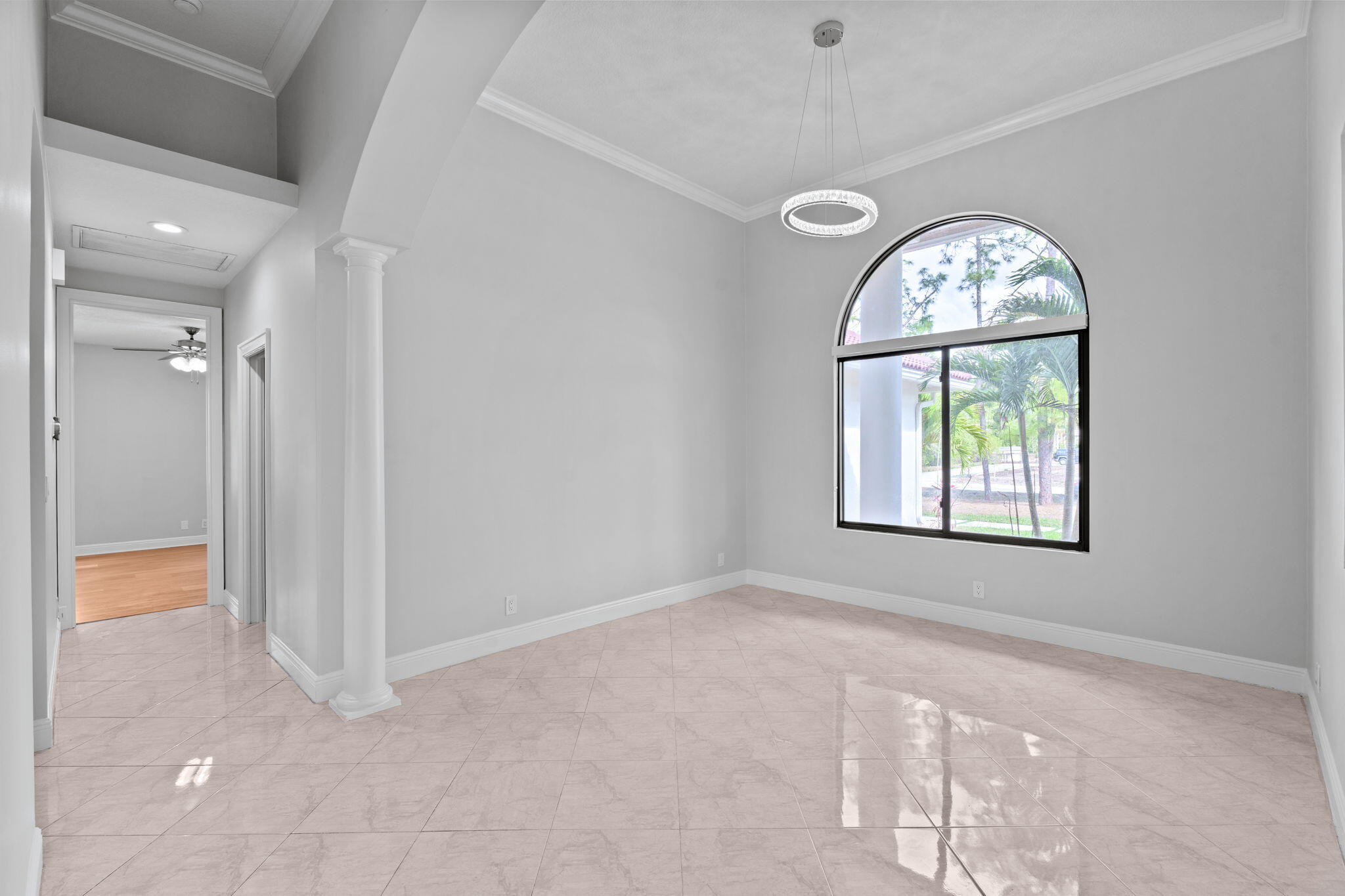 THE ACREAGE - Residential Lease