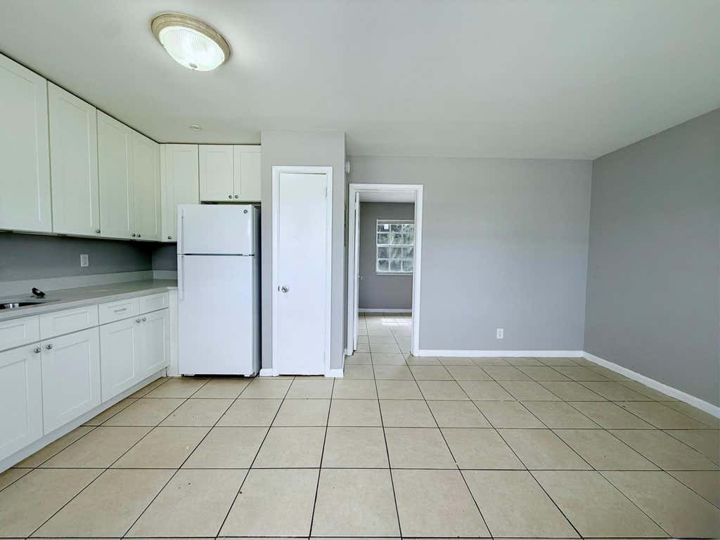 Photo of 4308 Greenwood Avenue, West Palm Beach, FL 33407 (MLS # B26061370)