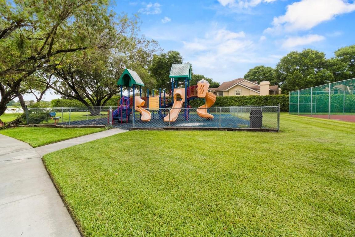 Wellesley at Boynton Beach - Residential