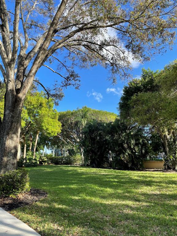 Wellesley at Boynton Beach - Residential