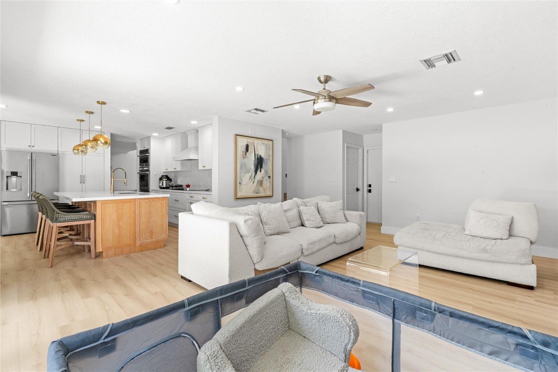 Country Walk Sec 01 - Residential