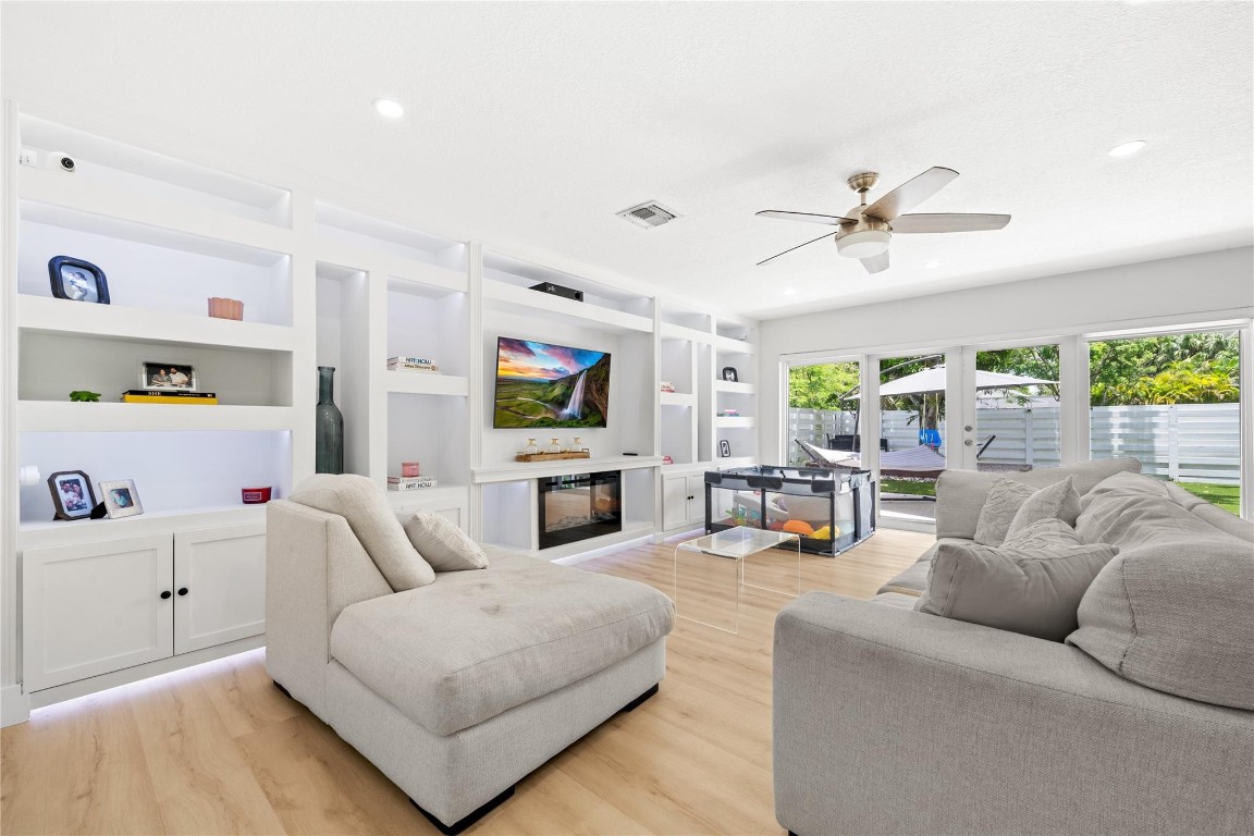 Country Walk Sec 01 - Residential