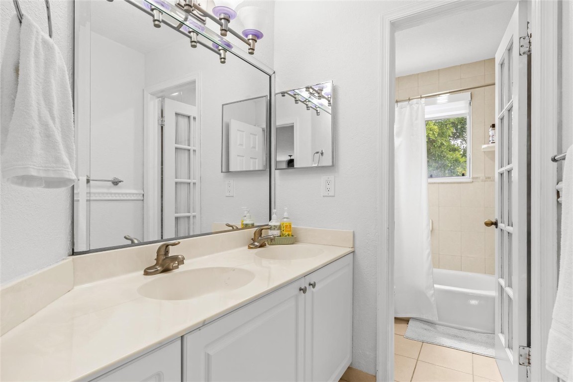 Country Walk Sec 01 - Residential