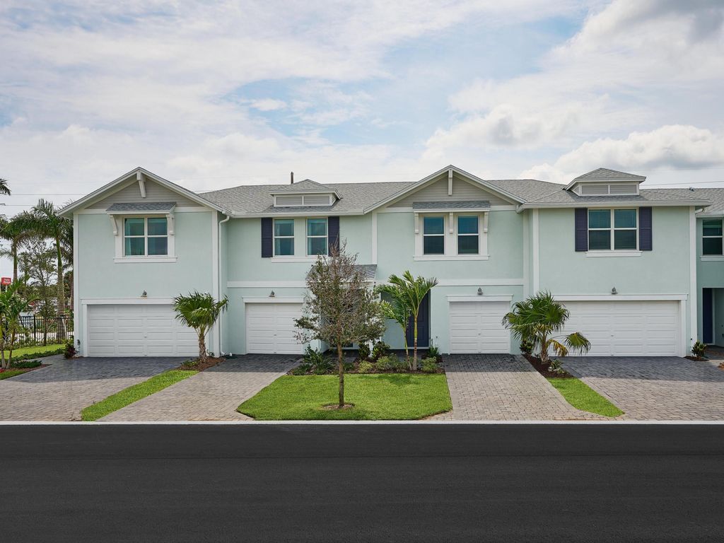 Photo of 466 Salisbury Circle, Fort Pierce, FL 34982 (MLS # R11058666)