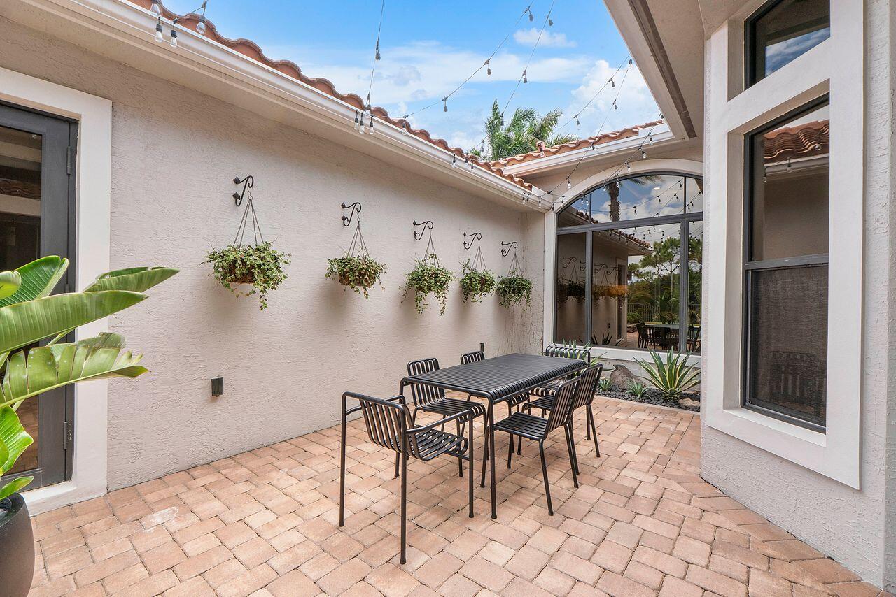 PARKLAND GOLF AND COUNTRY CLUB - Residential