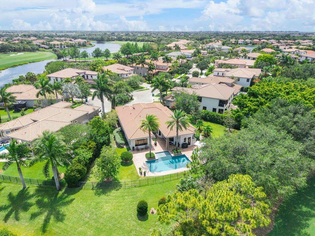 PARKLAND GOLF AND COUNTRY CLUB - Residential