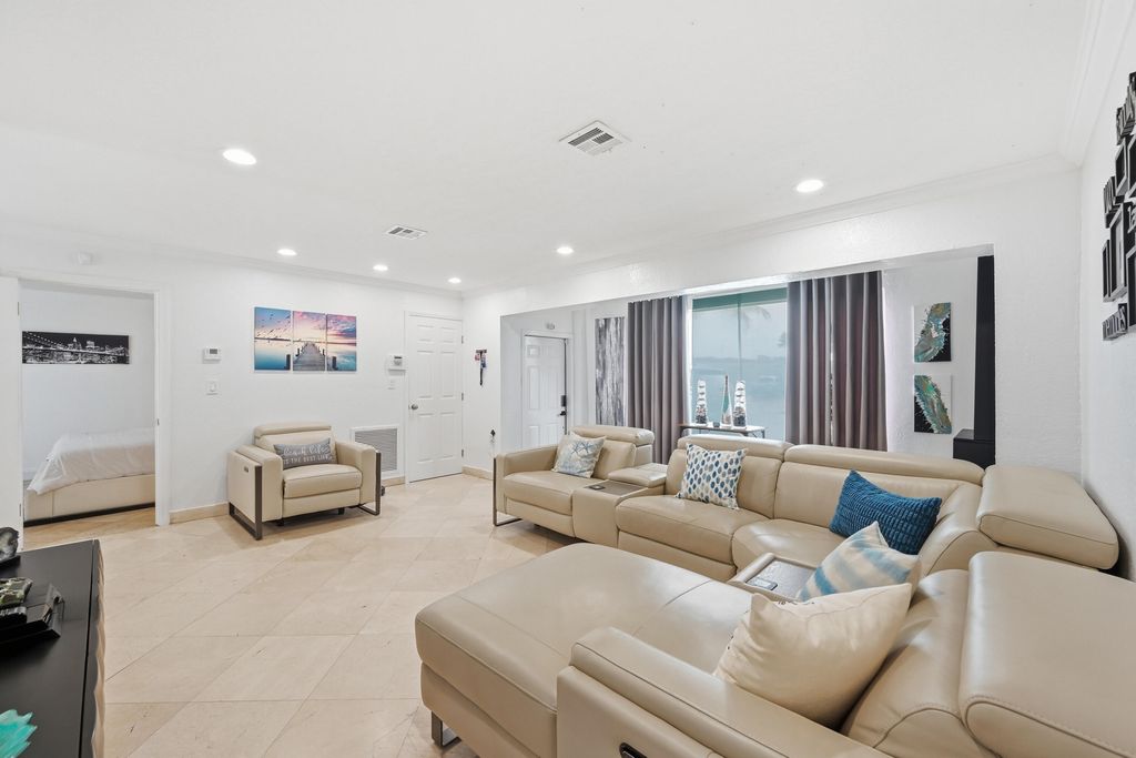 Photo of 6271 Harding Street, Hollywood, FL 33024 (MLS # B26006152)