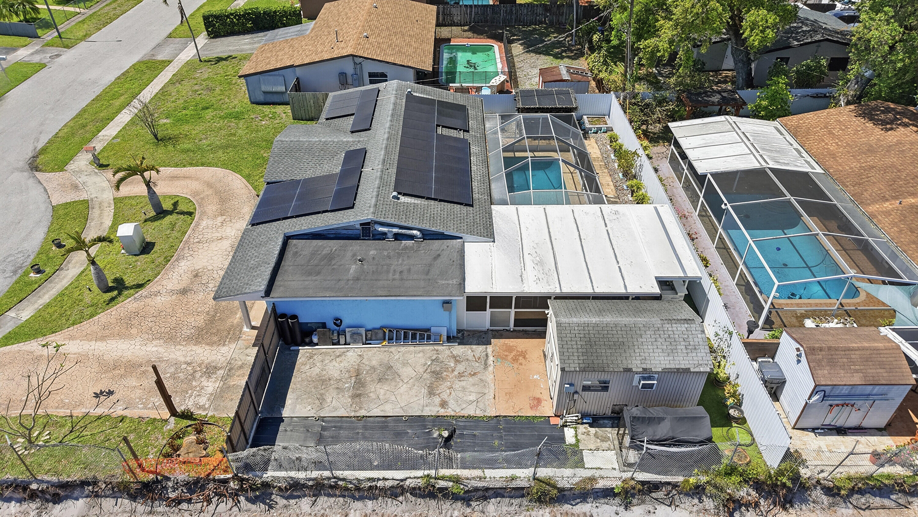 DRIFTWOOD PLAZA NO 3 - Residential