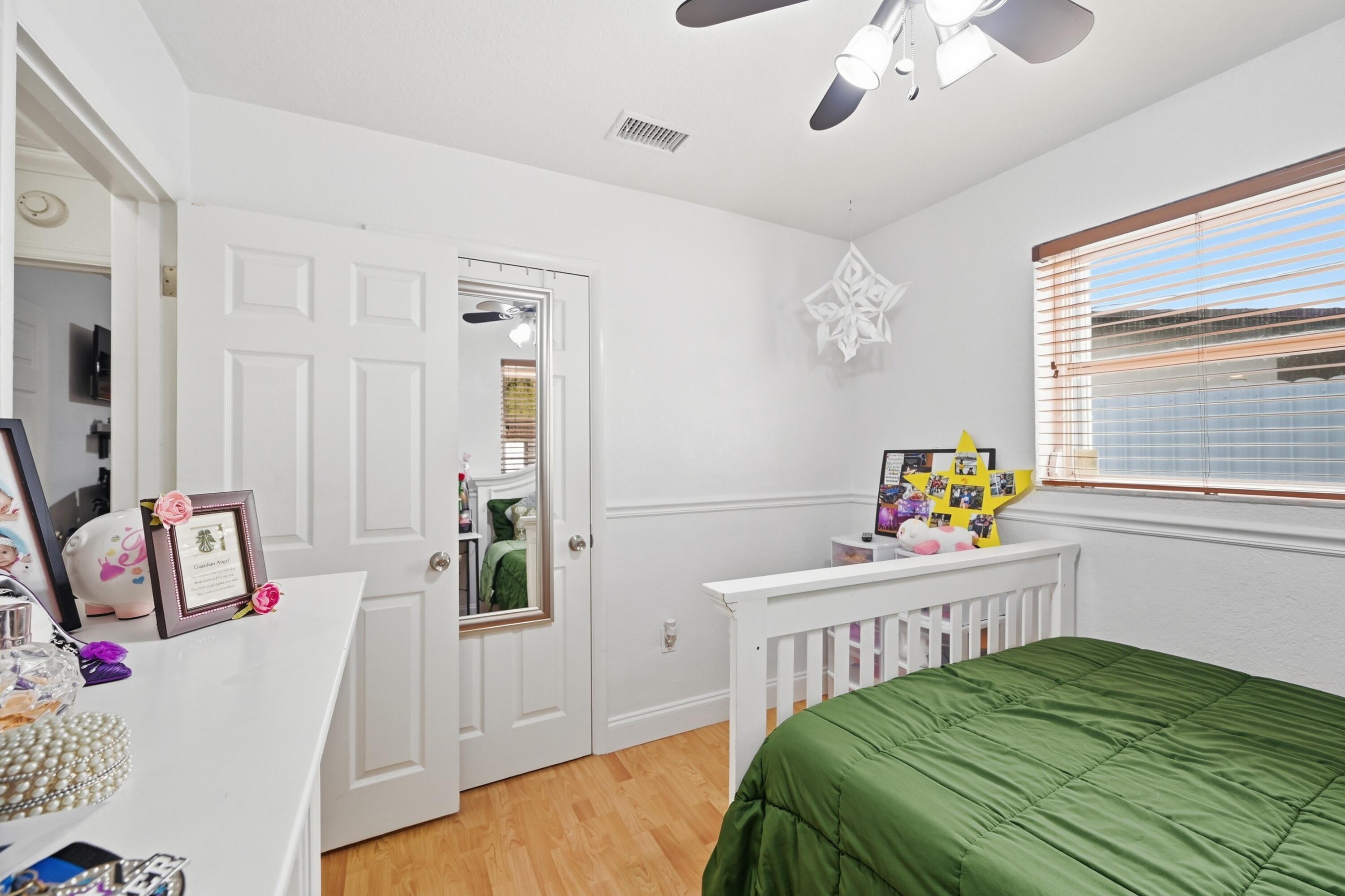 DRIFTWOOD PLAZA NO 3 - Residential