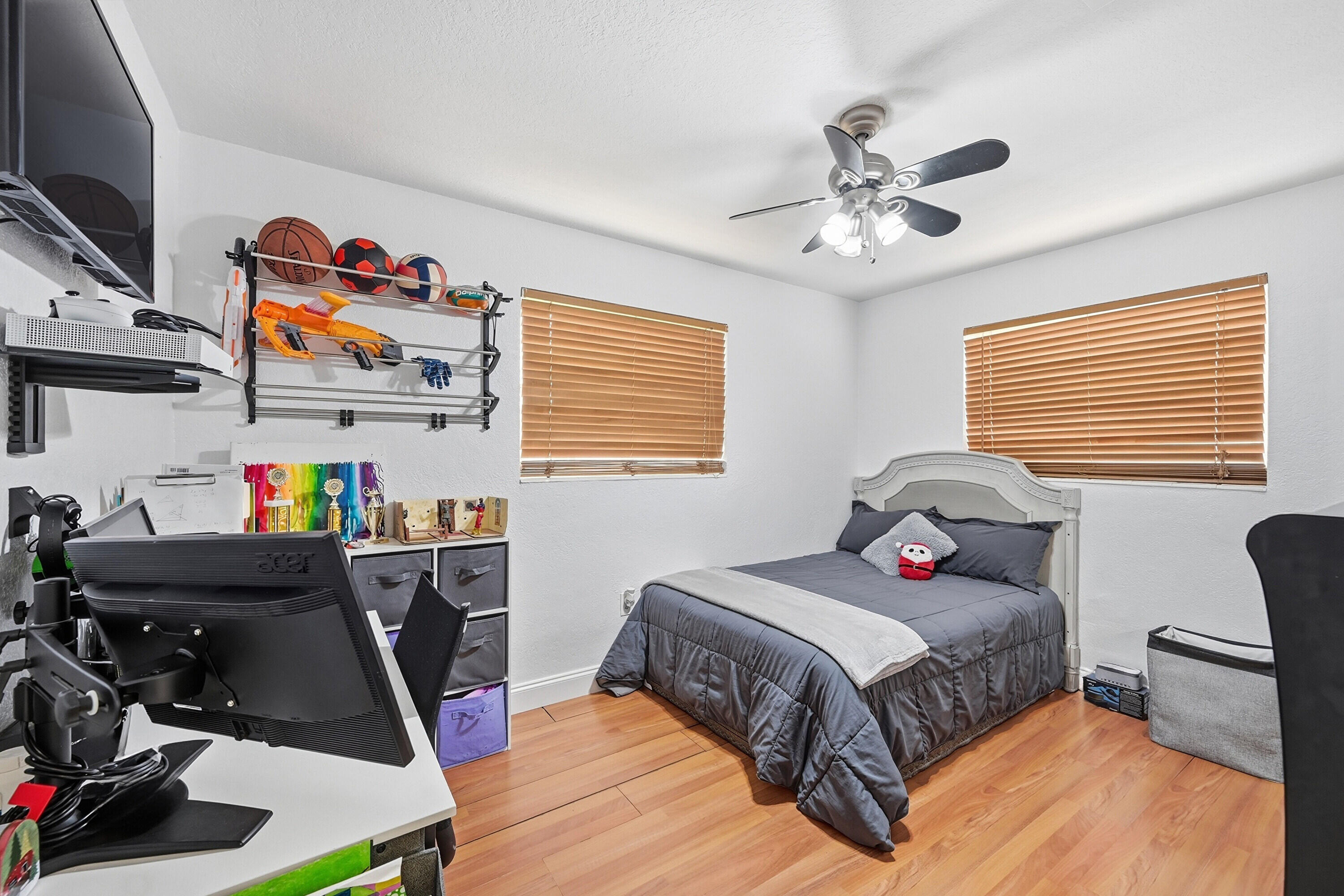 DRIFTWOOD PLAZA NO 3 - Residential