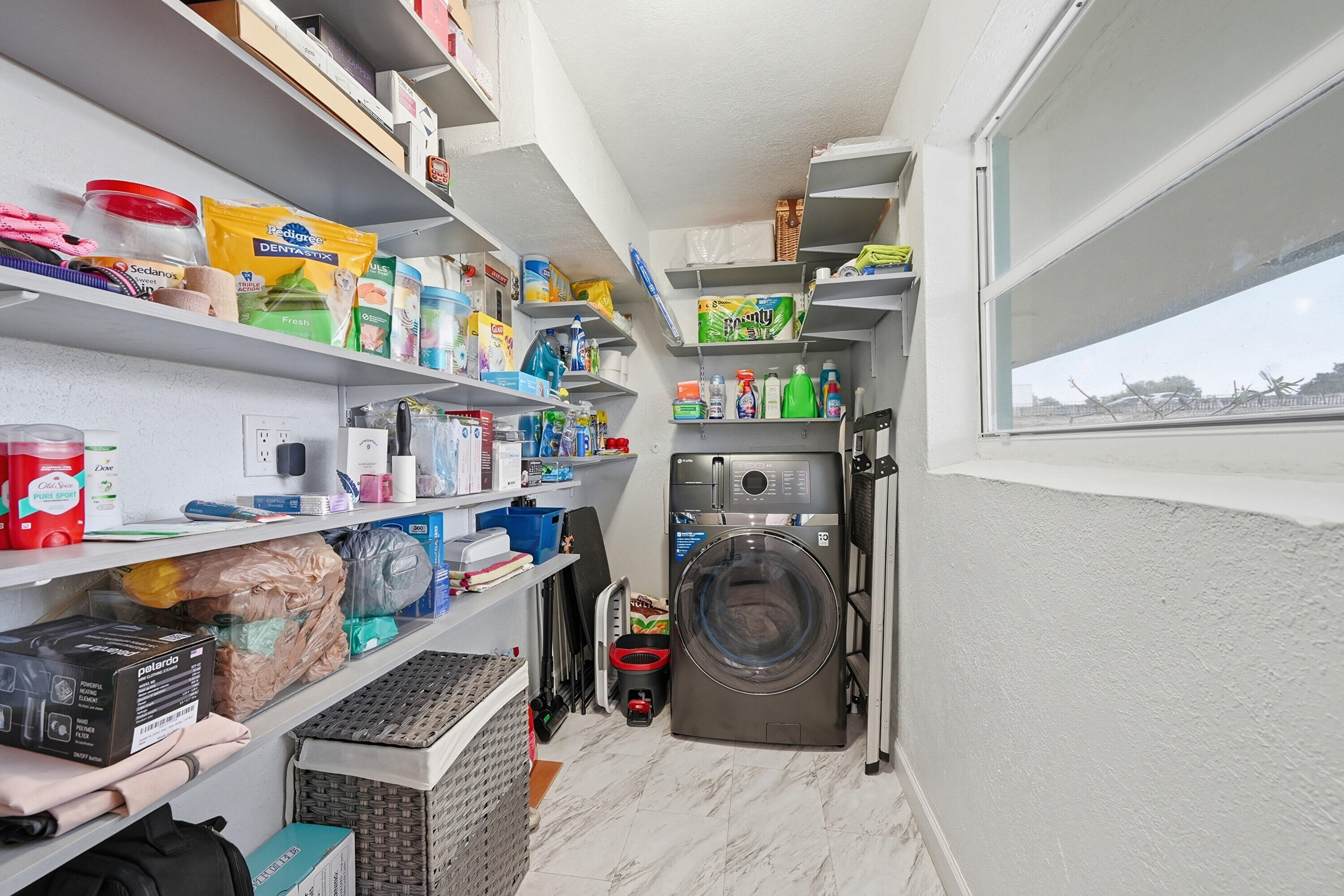 DRIFTWOOD PLAZA NO 3 - Residential