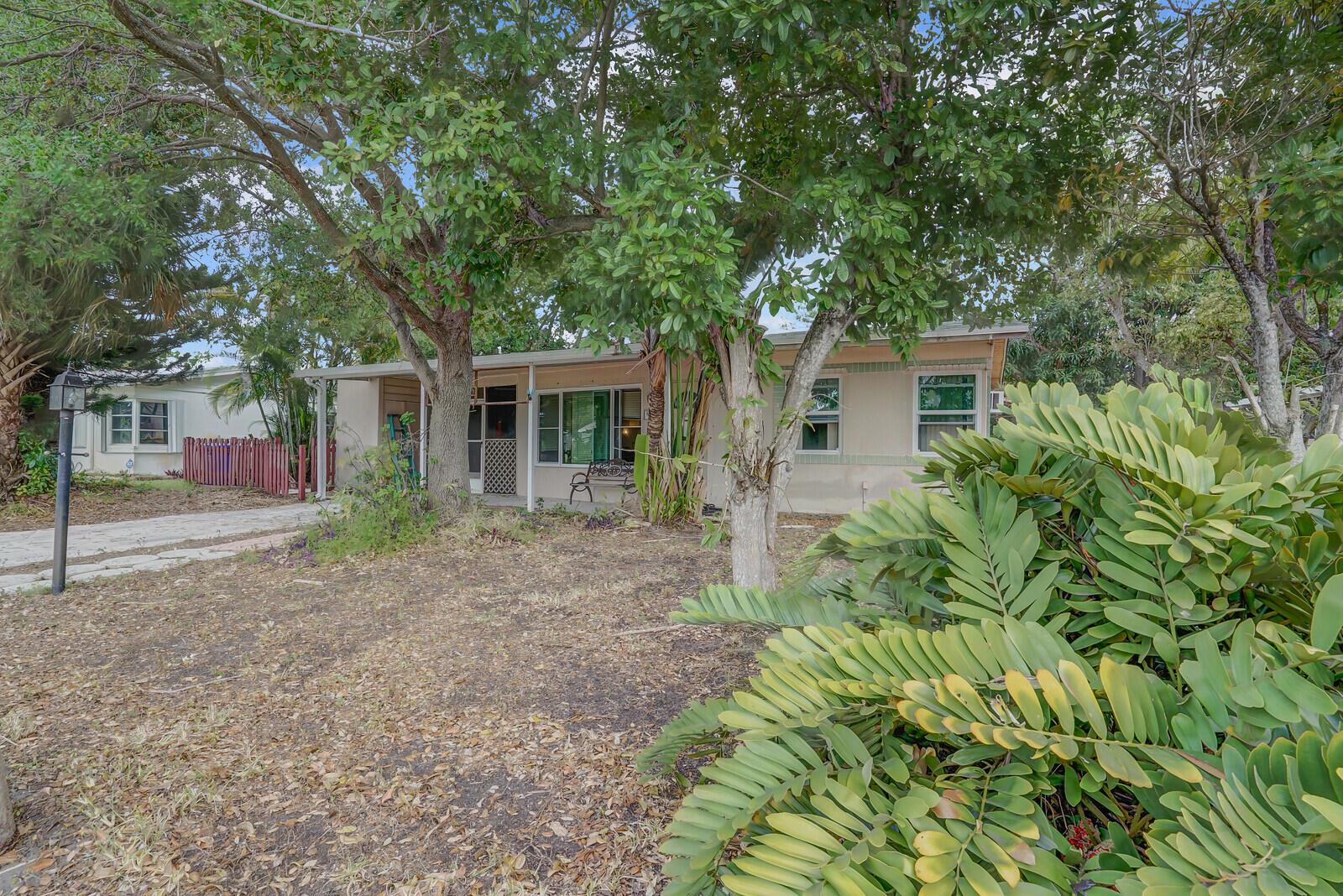 3170 NE 10th Terrace