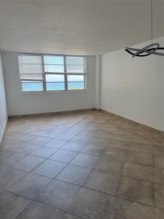 1900 S Ocean Boulevard 3V